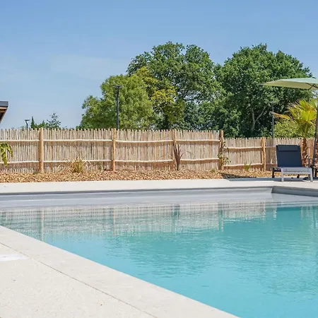 37 - Golf Et Piscine - 4 Personnes Casa de Férias